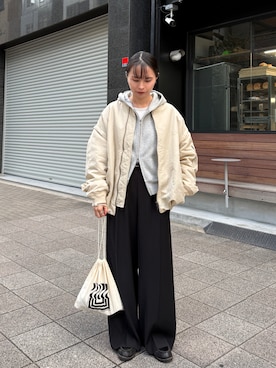 「アイテム（パーカー）」を使った、yuiさん（レディース・162cm）の秋コーディネート