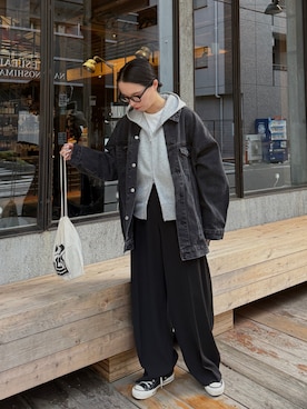 「アイテム（パーカー）」を使った、yuiさん（レディース・162cm）の秋コーディネート