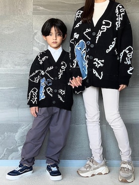 「ニットカーディガン」｜𝗧𝗼𝗻𝗮𓃟𝗡𝗮𝘀𝗵𝗶さん（キッズ・122cm）の秋コーディネート