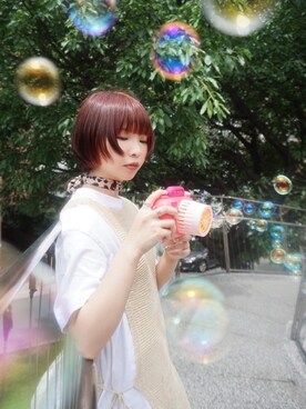 「UNIQLO（ユニクロ）のアイテム（Tシャツ/カットソー、ホワイト系）」を使った、Zoe/肉伊さん（レディース・157cm）の春コーディネート