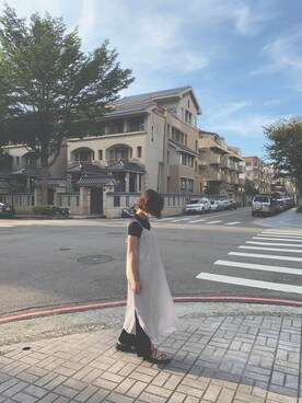 「日牌のアイテム（サンダル、ブラック系）」を使った、Zoe/肉伊さん（レディース・157cm）の秋コーディネート