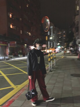 「cerealのアイテム（トートバッグ、ブラック系）」を使った、Zoe/肉伊さん（レディース・157cm）の冬コーディネート