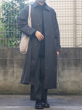 「長袖シャツ」｜「アイテム（ステンカラーコート）」を使った、シゲさん（メンズ・170cm）の秋コーディネート