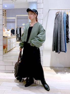 「LEPSIM」｜「アイテム（MA-1）」を使った、ぴんさん（レディース・153cm）の秋コーディネート