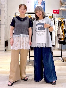 「LEPSIM（レプシィム）のストレートライトチノパンツ　1043153（その他パンツ、ベージュ系）」を使った、ぴんさん（レディース・153cm）の夏コーディネート