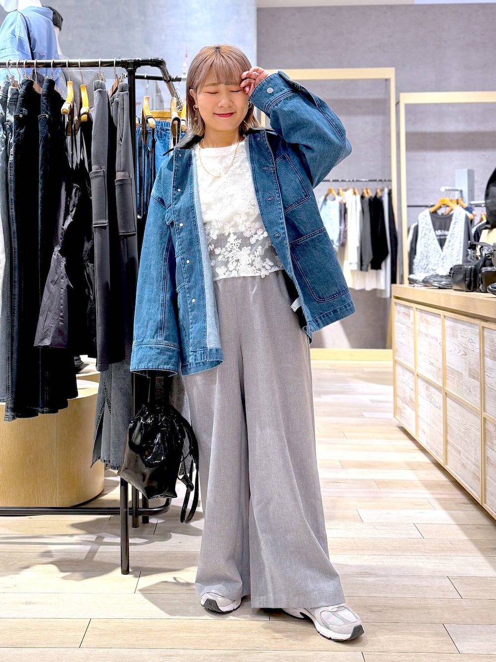 まっさ LEPSIM（レプシィム）の「レースベスト 286321（ベスト）」 - WEAR