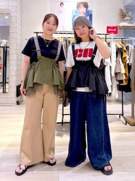 「LEPSIM（レプシィム）のストレートライトチノパンツ　1043153（その他パンツ、ベージュ系）」を使った、ぴんさん（レディース・153cm）の夏コーディネート