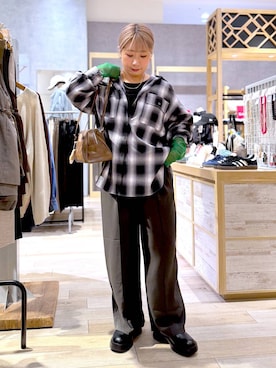 「アイテム（ビューティーグッズ）」を使った、ぴんさん（レディース・153cm）の秋コーディネート