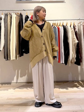 「LEPSIM（レプシィム）のサテンギャザーWストレートパンツ　600152（その他パンツ）」を使った、ぴんさん（レディース・153cm）の秋コーディネート