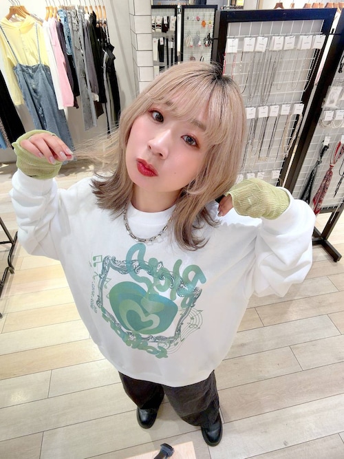 極希少✨ロゴチャーム ラムスキン ショルダー バッグチャーム – 買えるLEON