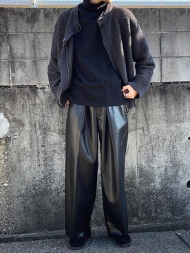 「shiki tokyo（シキトウキョウ）のアイテム（パンツ）」を使った、黒男さん（メンズ・178cm）の秋コーディネート
