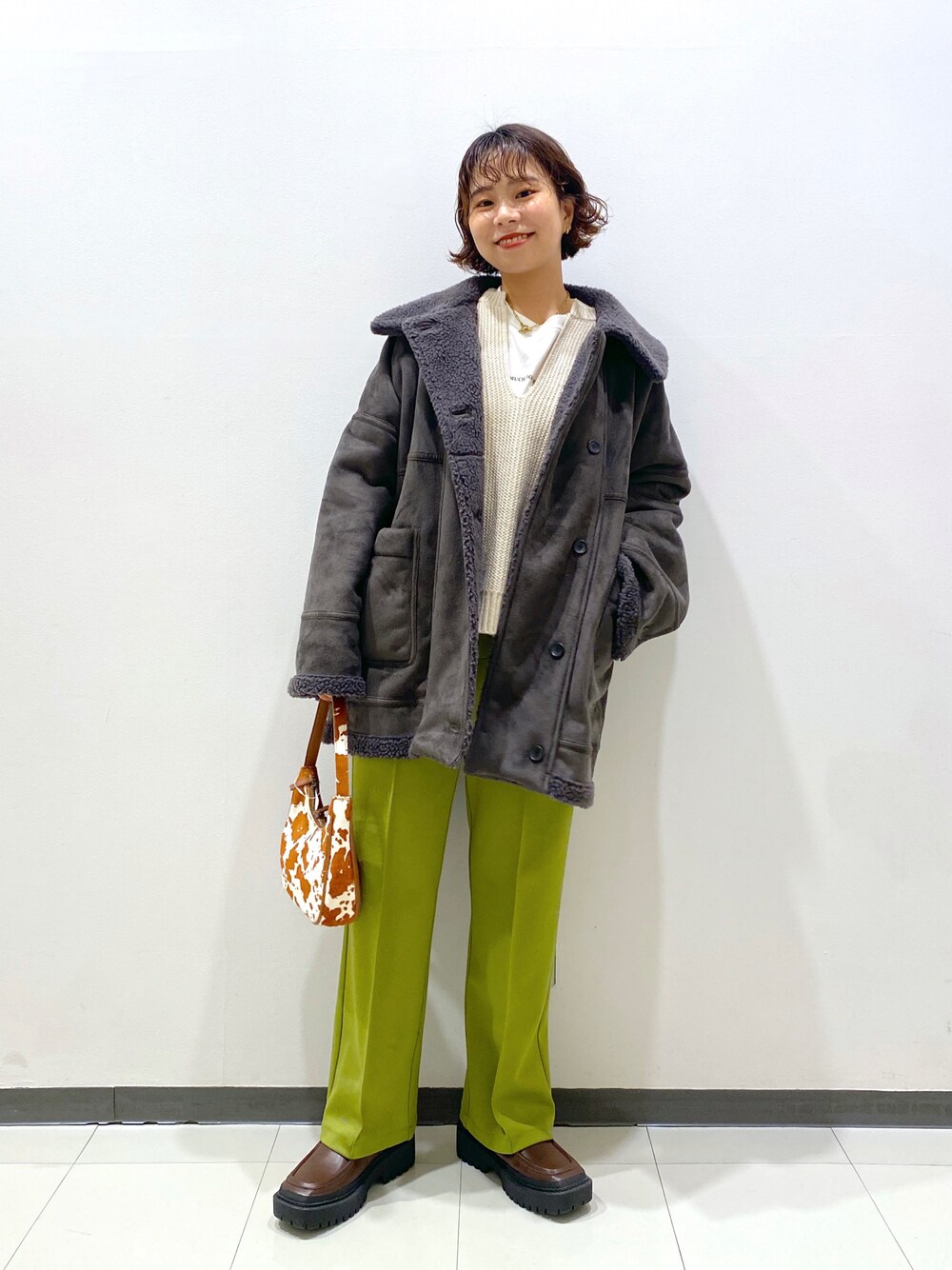 あかぷく(LOWRYS FARM ルミネ大宮)|LOWRYS FARMのムートンコートを使ったコーディネート - WEAR