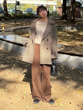 「アイテム（ピーコート）」を使った、𝐑𝐈𝐎さん（レディース・163cm）の秋コーディネート