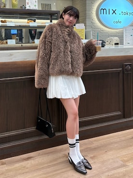 「ファーコート」｜「アイテム（ジャケット/アウター）」を使った、𝐑𝐈𝐎さん（レディース・163cm）の秋コーディネート
