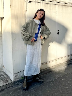 「FREE'S MART（フリーズマート）のアイテム（MA-1）」を使った、𝐑𝐈𝐎さん（レディース・163cm）の秋コーディネート