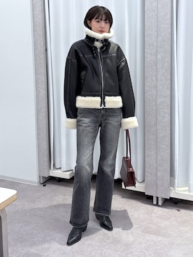 「アイテム（ブルゾン）」を使った、𝐑𝐈𝐎さん（レディース・163cm）の秋コーディネート