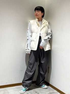 「アイテム（ダウンベスト、ホワイト系）」を使った、川添（kawazoe）さん（レディース・158cm）の冬コーディネート