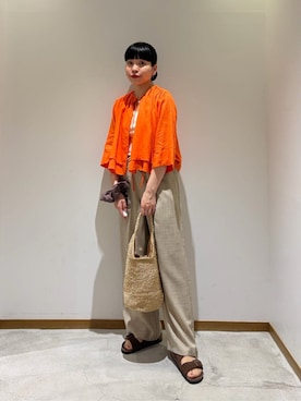 「BEAUTY&YOUTH UNITED ARROWS(ビューティーアンドユースユナイテッドアローズ)の麻ブレンド フロントリボン ティアード シャツ ウォッシャブル(シャツ/ブラウス、オレンジ系)」を使った、川添(kawazoe)さん(レディース・158cm)の春コーディネート