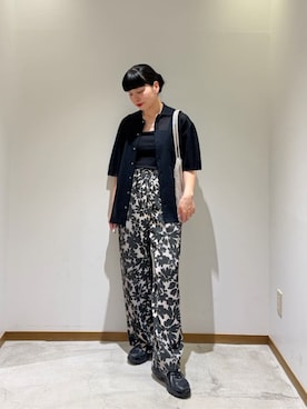 「BEAUTY&YOUTH UNITED ARROWS(ビューティーアンドユースユナイテッドアローズ)のメタルコード ミニ トートバッグ(トートバッグ、シルバー系)」を使った、川添(kawazoe)さん(レディース・158cm)の春コーディネート