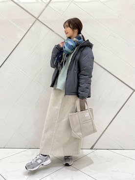 「URBAN RESEARCH DOORS（アーバンリサーチドアーズ）のラグランフレアプルオーバー（Tシャツ/カットソー）」を使った、井上　裕美さん（レディース・158cm）の冬コーディネート