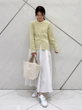 「URBAN RESEARCH DOORS（アーバンリサーチドアーズ）の『別注』beej×DOORS　ワッフルトートバッグ（トートバッグ、ホワイト系）」を使った、井上　裕美さん（レディース・158cm）の春コーディネート