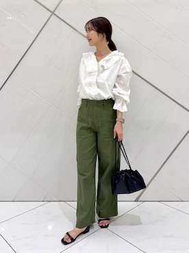 「URBAN RESEARCH DOORS(アーバンリサーチドアーズ)のアイテム(ネックレス)」を使った、井上 裕美さん(レディース・158cm)の秋コーディネート