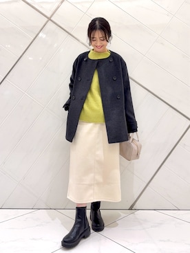 「アイテム（ピーコート）」を使った、井上　裕美さん（レディース・158cm）の冬コーディネート
