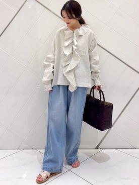 「かぐれ（カグレ）のフェードデニムイージーパンツ（デニムパンツ、ブルー系）」を使った、井上　裕美さん（レディース・158cm）の夏コーディネート