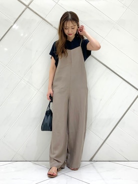 「RODE SKO」｜「アイテム（オールインワン・サロペット）」を使った、イノウエ ユミさん（レディース・158cm）の夏コーディネート