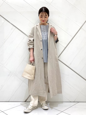 「メッシュバッグ」｜「アイテム（その他）」を使った、井上　裕美さん（レディース・158cm）の春コーディネート