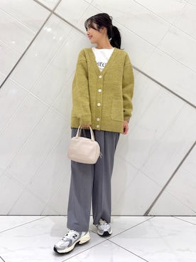 「アイテム（ボストンバッグ）」を使った、井上　裕美さん（レディース・158cm）の秋コーディネート