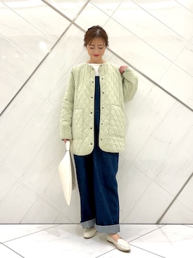 「アイテム（サロペット/オーバーオール、ブルー系）」を使った、井上　裕美さん（レディース・158cm）の春コーディネート
