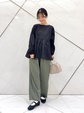 「アイテム（パンプス）」を使った、井上　裕美さん（レディース・158cm）の秋コーディネート