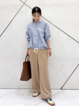 「アイテム（パンツ）」を使った、井上　裕美さん（レディース・158cm）の秋コーディネート