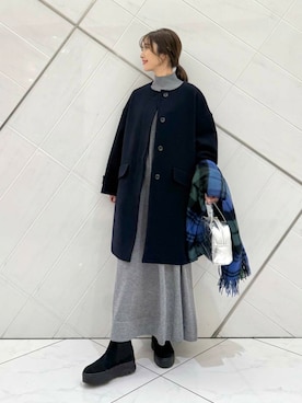 「アイテム（ノーカラーコート）」を使った、井上　裕美さん（レディース・158cm）の秋コーディネート