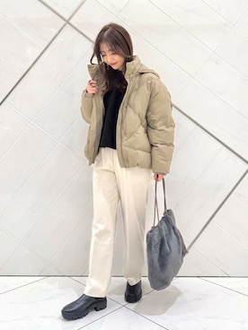 「RODE SKO（ロデスコ）のタッセル付フラッフィトートバッグ（トートバッグ）」を使った、井上　裕美さん（レディース・158cm）の冬コーディネート