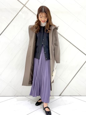 「アイテム（バレエシューズ）」を使った、井上　裕美さん（レディース・158cm）の冬コーディネート