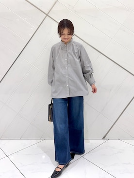 「URBAN RESEARCH DOORS（アーバンリサーチドアーズ）のLEVI’S　EXCLISIVE 728 HR WIDE LEG（デニムパンツ、ブルー系）」を使った、井上　裕美さん（レディース・158cm）の秋コーディネート