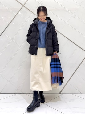 「アイテム（マフラー）」を使った、井上　裕美さん（レディース・158cm）の冬コーディネート