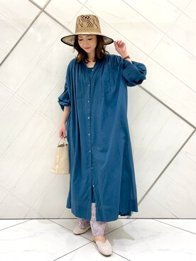 「Santelli Francesca（サンテッリフランチェスカ）のアイテム」を使った、井上　裕美さん（レディース・158cm）の春コーディネート
