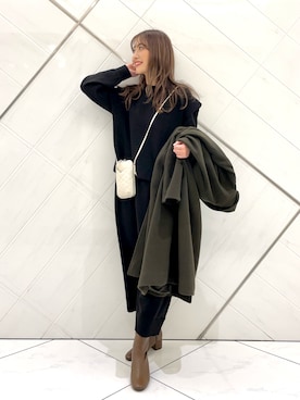 「ニットワンピース」｜「アイテム（ステンカラーコート）」を使った、イノウエ ユミさん（レディース・158cm）の冬コーディネート