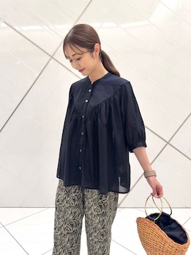 「URBAN RESEARCH DOORS（アーバンリサーチドアーズ）のアイテム（シャツ/ブラウス）」を使った、イノウエ ユミさん（レディース・158cm）の夏コーディネート