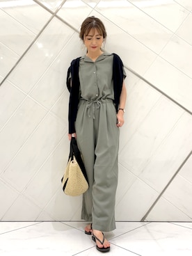 「トングサンダル」｜「アイテム（サロペット/オーバーオール）」を使った、イノウエ ユミさん（レディース・158cm）の夏コーディネート