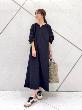 「アイテム（ワンピース）」を使った、井上　裕美さん（レディース・158cm）の秋コーディネート