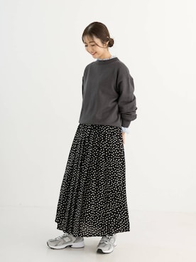 「URBAN RESEARCH DOORS（アーバンリサーチドアーズ）のピンタックフリルスタンドカラーブラウス（シャツ/ブラウス）」を使った、井上　裕美さん（レディース・158cm）の秋コーディネート