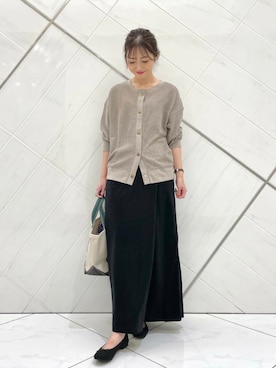 「アイテム（バレエシューズ）」を使った、井上　裕美さん（レディース・158cm）の夏コーディネート