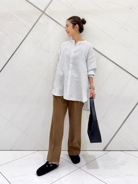 「FORK&SPOON（フォークアンドスプーン）のFORK&SPOON　バンドカラーダブルクロスシャツ（シャツ/ブラウス）」を使った、井上　裕美さん（レディース・158cm）の秋コーディネート