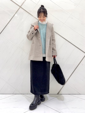 「アイテム（スカート）」を使った、井上　裕美さん（レディース・158cm）の秋コーディネート