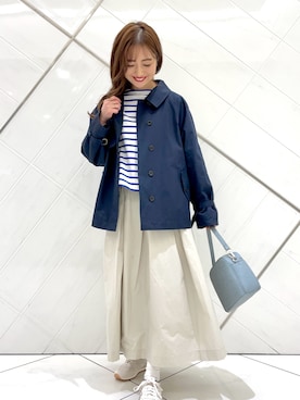 「白スカート」｜「アイテム（トレンチコート）」を使った、イノウエ ユミさん（レディース・158cm）の春コーディネート