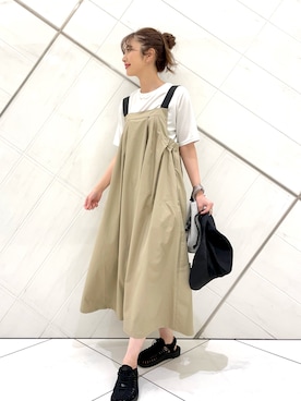 「AS2OV（アッソブ）のアイテム」を使った、井上　裕美さん（レディース・158cm）の春コーディネート